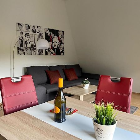 Ferienwohnungen "Am Fuerstenweg" Neuwied Esterno foto